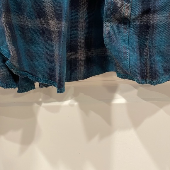 VINTAGE Wrangler Retro Snap Button Up Long Sleeved Blue Plaid in Size XL - Picture 10 of 13